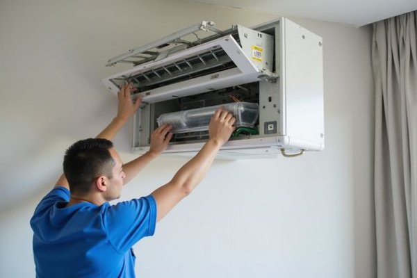 Aircond Chemical Wash work sample 2